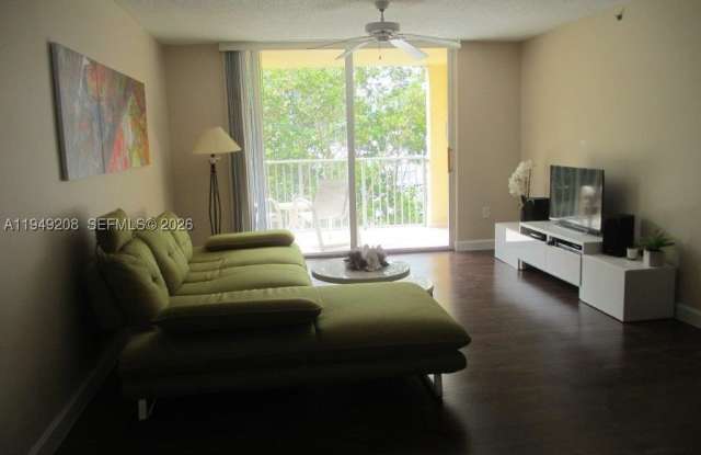 19901 E Country Club Dr Gallery 4