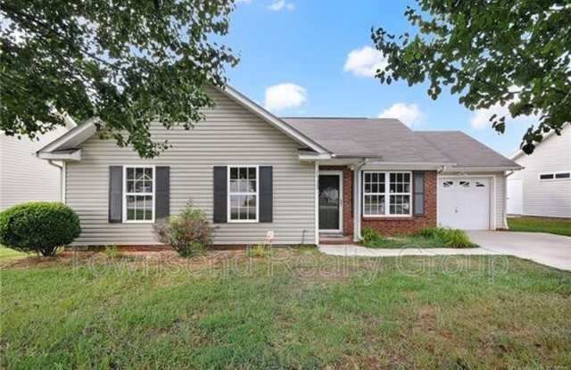 1722 Clooney Lane - 1722 Clooney Lane, Charlotte, NC 28262