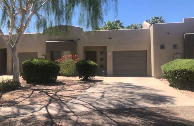 UNIQUE 2 BEDROOM TOWNHOUSE WITH 1 CAR GARAGE - 64 North 63rd Street, Mesa, AZ 85205