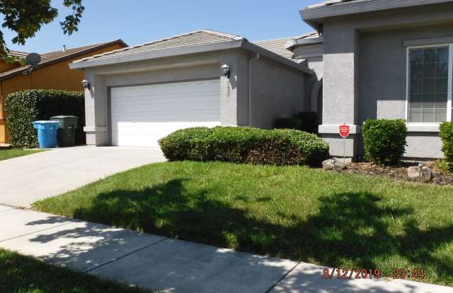 737 Anna Drive Gallery 3