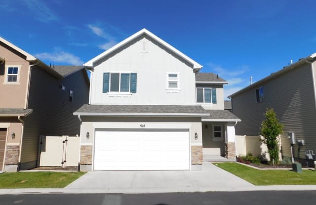 918 W Stonehaven Dr - 918 West Stonehaven Drive, North Salt Lake, UT 84054