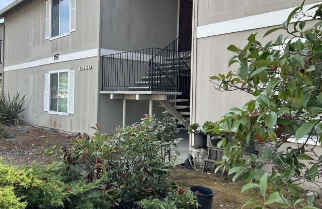 Wonderful 2 Bedroom, 1 Bath Rincon Valley Unit Gallery 1