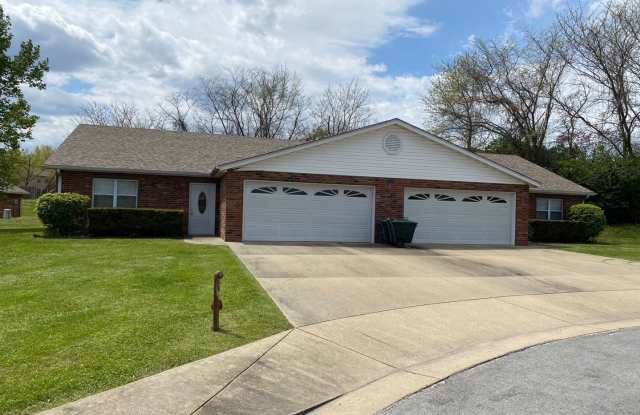 2bd/2ba apartment available - 1929 Allyson Court, Rolla, MO 65401