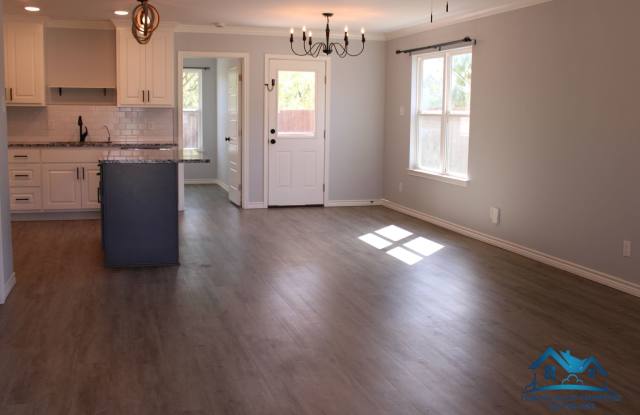 Updated 3-Bed, 2-Bath near LVHS for Rent Gallery 4