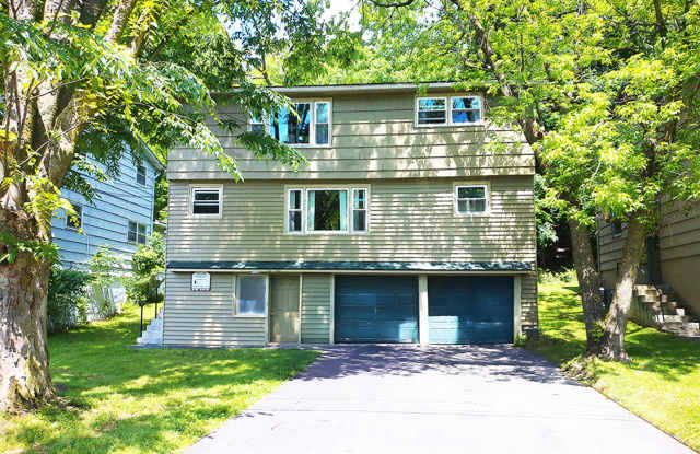 131 Houston Ave - Avail 7/1/26 - 3 Bedroom with New Kitchen, Bathroom and Hardwood Floors photos photos 131 Houston Ave - Avail 7/1/26 - 3 Bedroom with New Kitchen, Bathroom and Hardwood Floors photos photos