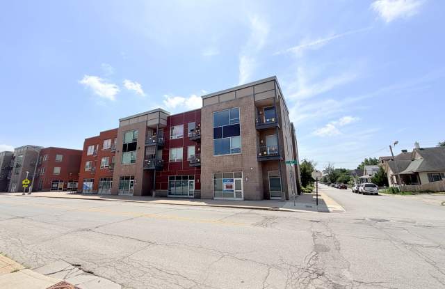 PRICE REDUCTION: 2 Bedroom/1 Bathroom Condo located at 3010 E 10th St. Unit 301 photos photos PRICE REDUCTION: 2 Bedroom/1 Bathroom Condo located at 3010 E 10th St. Unit 301 photos photos