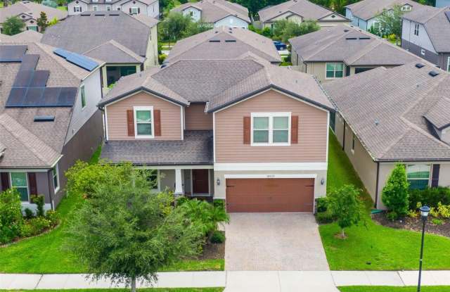18929 BIRCHWOOD GROVES Drive Gallery 4