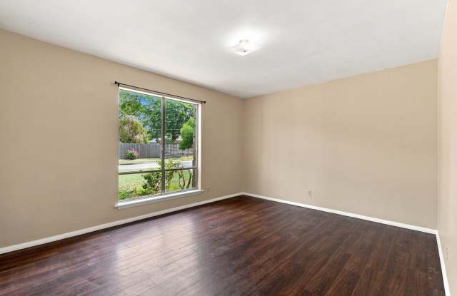 3 Bed 2 Bath Duplex South Tulsa Gallery 4