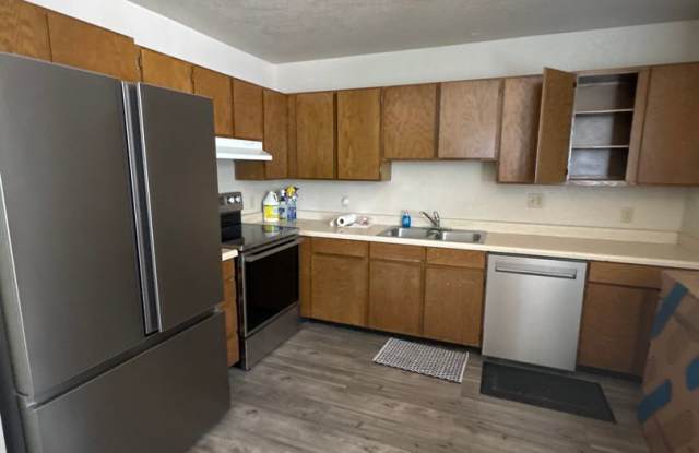 75 E 860 S-2 Gallery 1