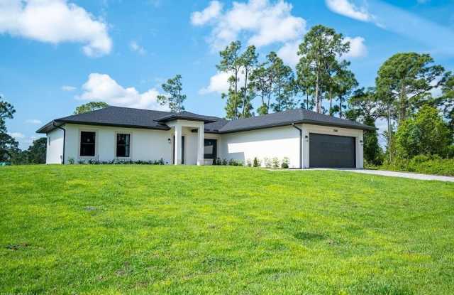 1160 Edelweiss St E Gallery 2