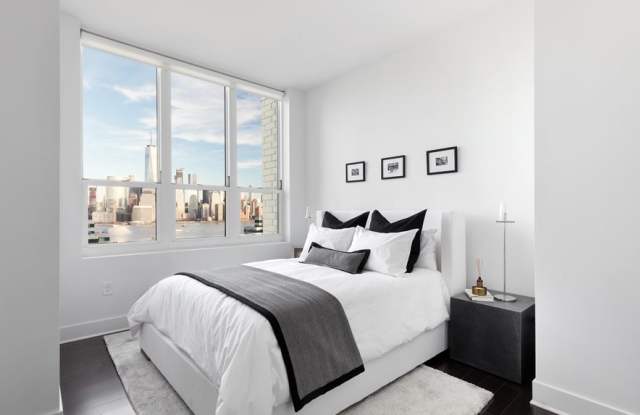 80 Bay St - 80 Bay Street, Jersey City, NJ 07302