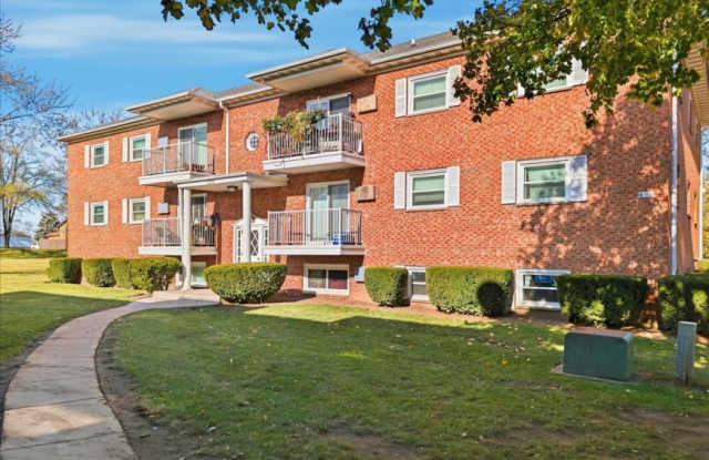 126 W Washington St. photos photos