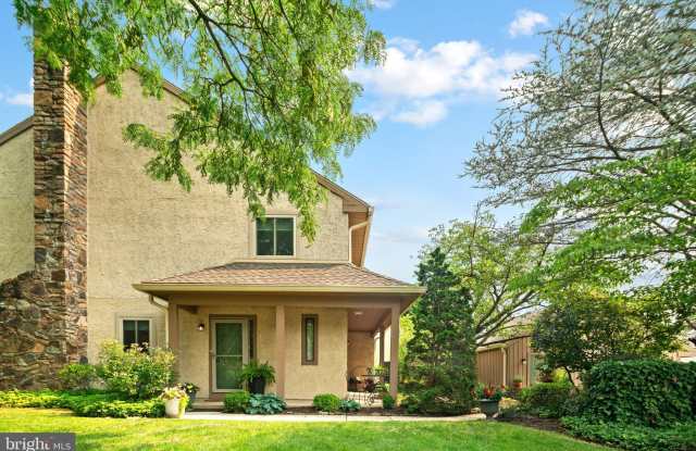 230 BALLYTORE Court - 230 Ballytore Court, Bucks County, PA 19067