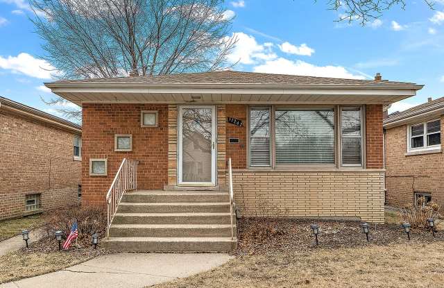 11242 South Whipple Street photos photos