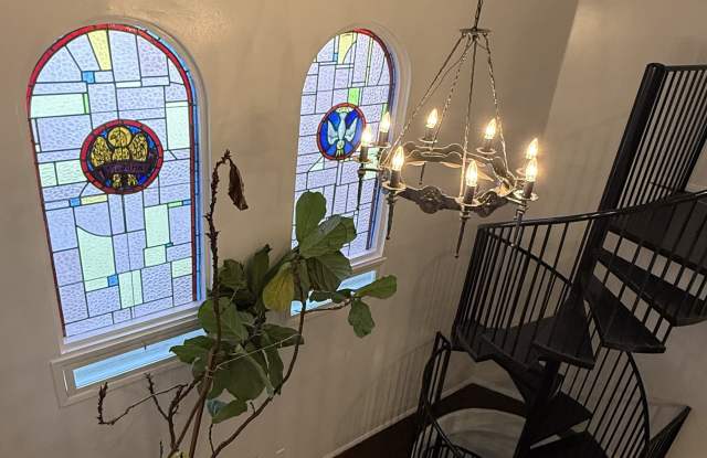 900 North Hoover Street Gallery 2