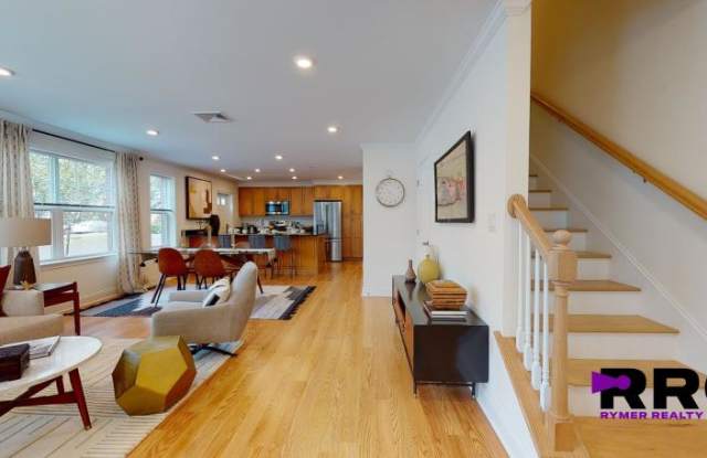 301 Ellery Ct. Gallery 1