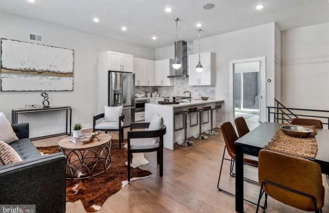 1910 BROWN ST #1 photos photos