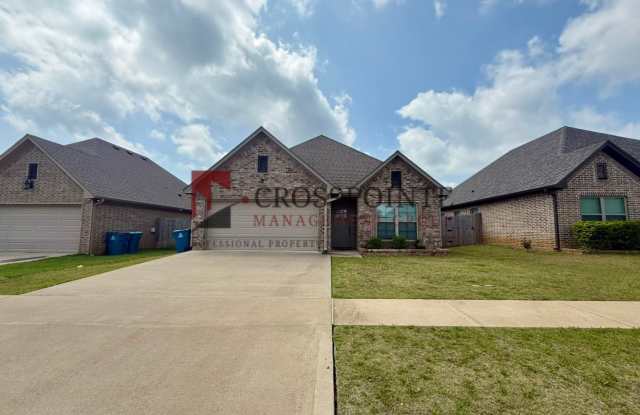 Beautiful 3 Bedroom 2 Bathroom Home! photos photos