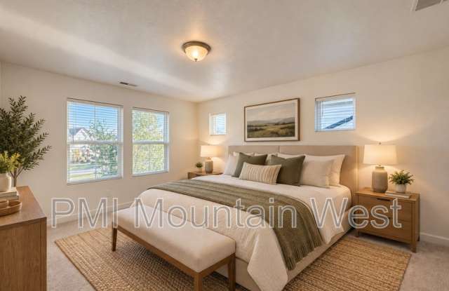 6472 W Lake Ave. Gallery 4