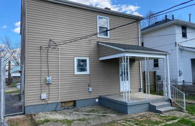 797 South Burgess Avenue Gallery 3