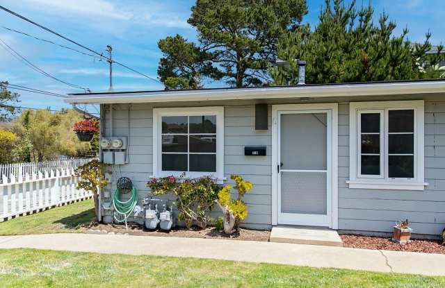Charming Sunny Pacific Grove Duplex - Available Early June - 605 2nd Street, Pacific Grove, CA 93950 Charming Sunny Pacific Grove Duplex - Available Early June - 605 2nd Street, Pacific Grove, CA 93950