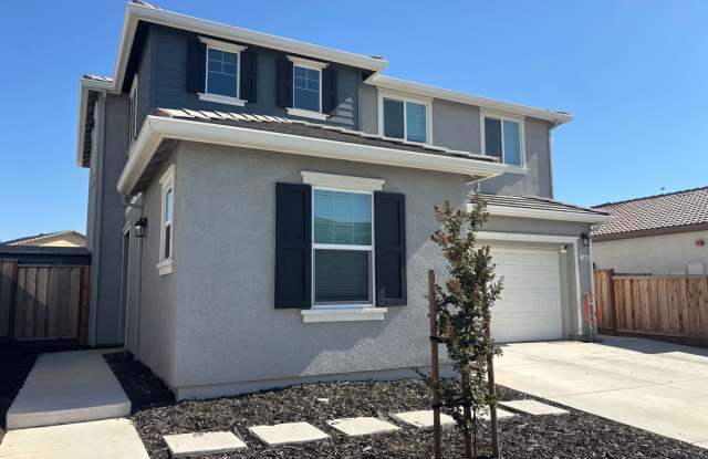 Nearly New Home on One of the Largest Lots in The Villages Gallery 4