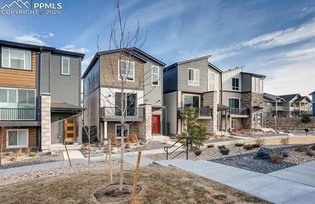 1365 Sunshine Valley Way Gallery 2