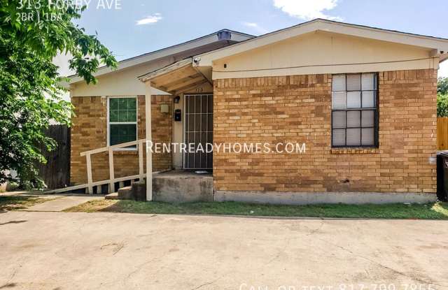 313 Forby Ave - 313 Forby Avenue, Fort Worth, TX 76103