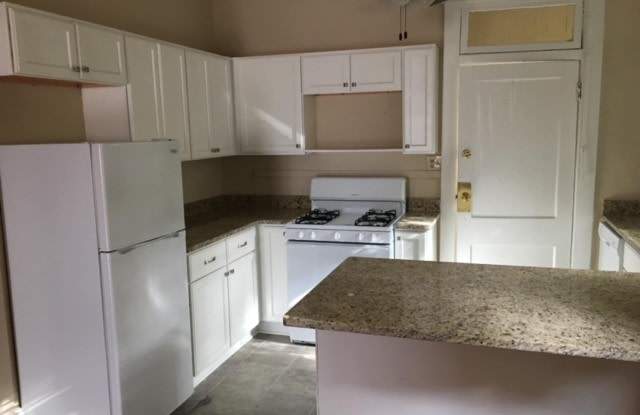 114 North Mclean#2 Gallery 2