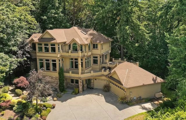 13436 64th Terrace NE - 13436 64th Terrace Northeast, Kirkland, WA 98034