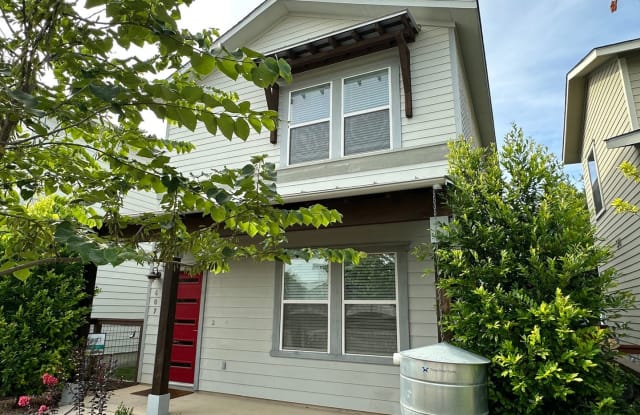 607 Burleson Street - 607 Burleson Street, San Antonio, TX 78202