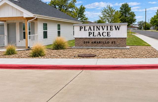Comfortable 55+ Patio Home Living at Plainview Place Gallery 1