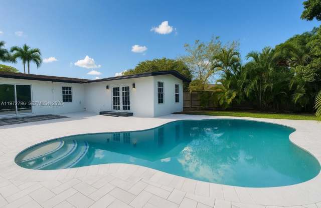 1399 NE 38th Street, Oakland Park, FL 33334 photos photos