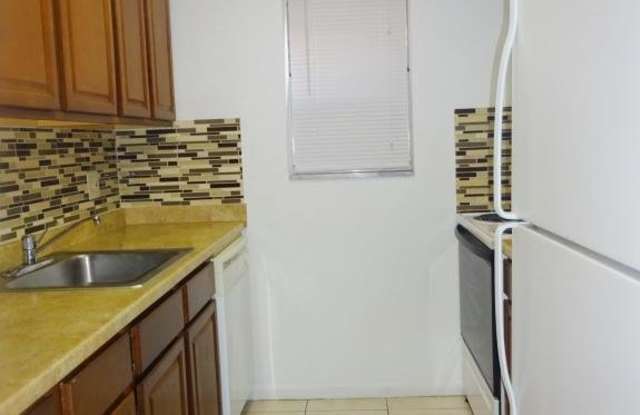 450 Southwest 2nd Avenue - 450 Southwest 2nd Avenue, Boca Raton, FL 33432
