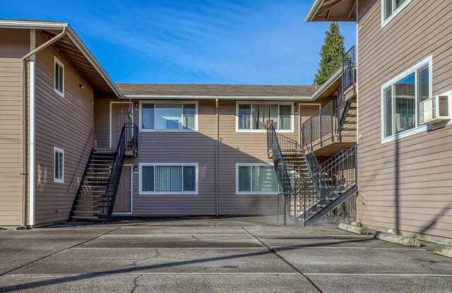 Albina Avenue photos photos