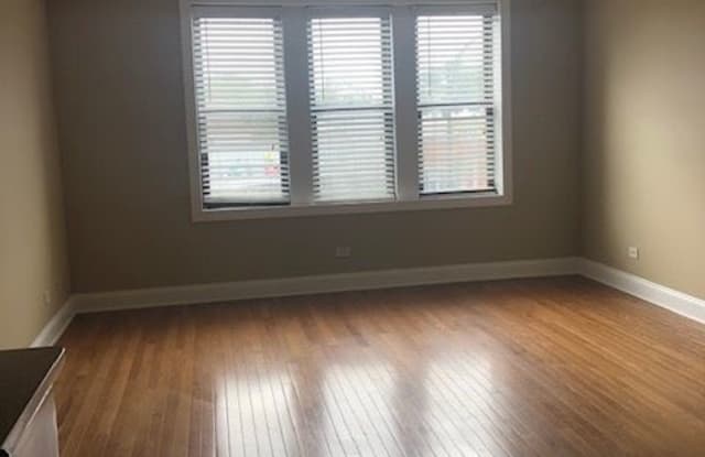 3727 N Elston Ct - 3727 N Elston Ave, Chicago, IL 60618