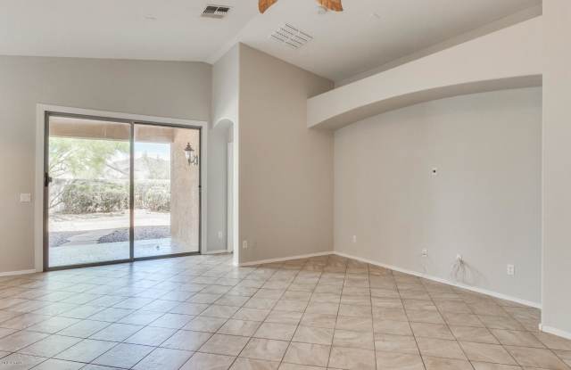 42031 N 45TH Drive Gallery 4