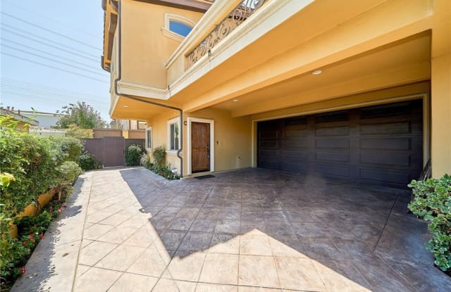 2604 Carnegie Lane - 2604 Carnegie Lane, Redondo Beach, CA 90278