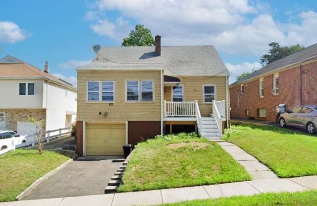 170 SUNSET AVE photos photos