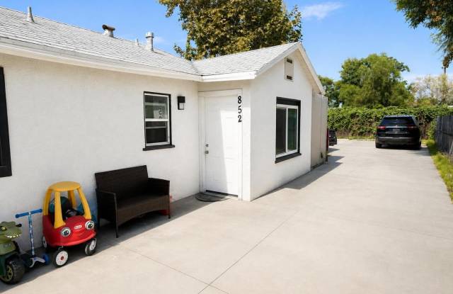 852 North Lugo Avenue photos photos 852 North Lugo Avenue photos photos
