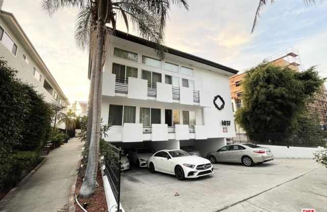 1037 S Shenandoah St unit: 7 photos photos