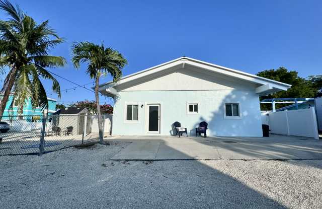 9 Poinciana Drive - 9 Poinciana Drive, Key Largo, FL 33037