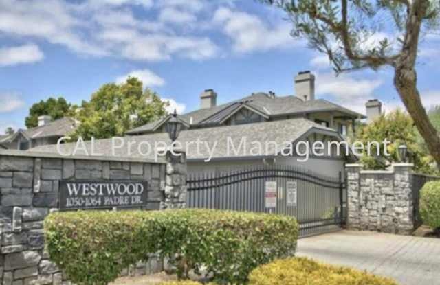 Upper level 2 bedroom  1 bathroom condominium in South Salinas! photos photos