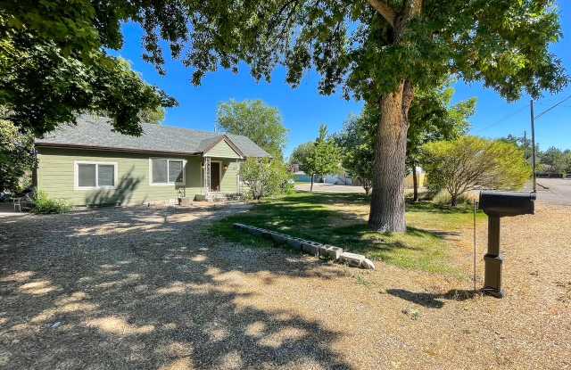 2928 South Leadville Avenue photos photos