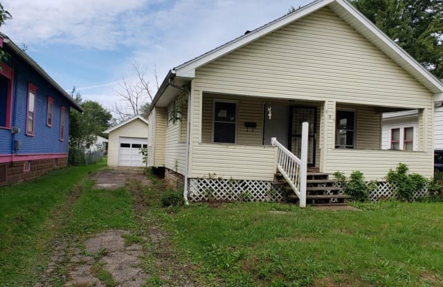 465 Howard St - 465 Howard Street, Mansfield, OH 44903