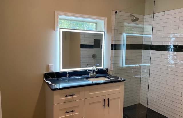 1317 Arkwright Pl Gallery 4