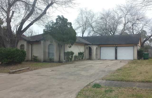 Great property ready to move in! - 7215 Towerview Lane, Houston, TX 77489