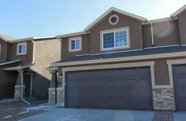 LUXURY TOWNHOME IN NE CO SPGS, AVAILABLE  JUNE 15, SHOWINGS START JUNE 10TH photos photos