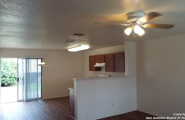 125 GATEWOOD BAY Gallery 2