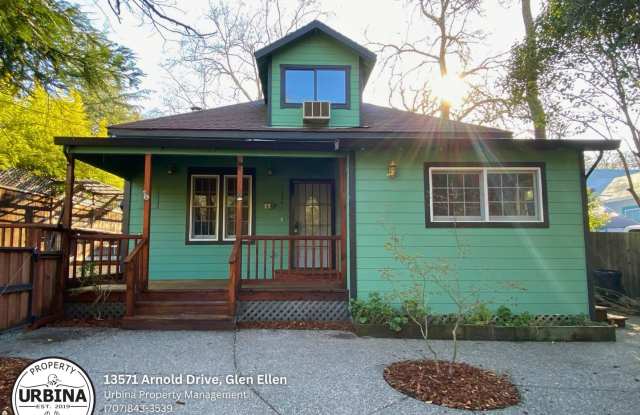 Charming 1920s 3BR/3BA Home Amongst the Trees in Glen Ellen! photos photos